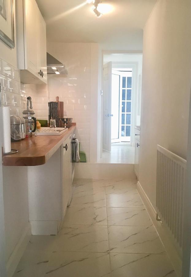 Fabulous Apartment In Historic House In St Aubin Esterno foto