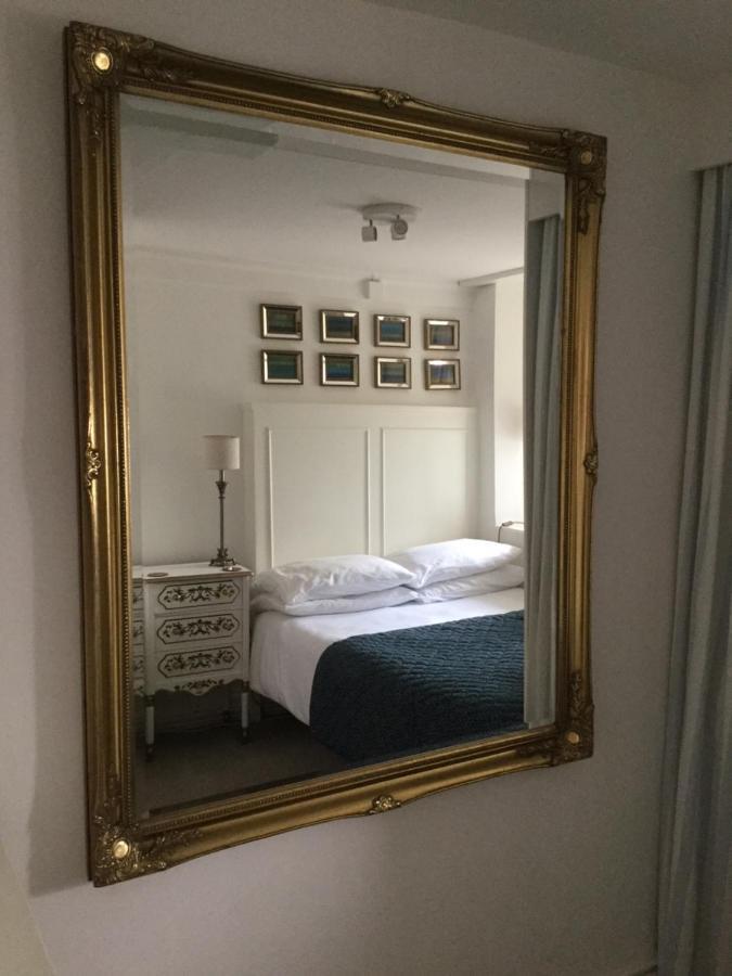 Fabulous Apartment In Historic House In St Aubin Esterno foto